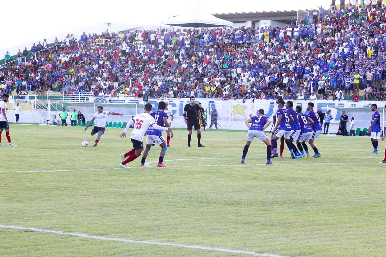 Camacã: Final de semana de futebol, Itabuna vence o Bahia e Seleção de Camacã vence fora de casa
